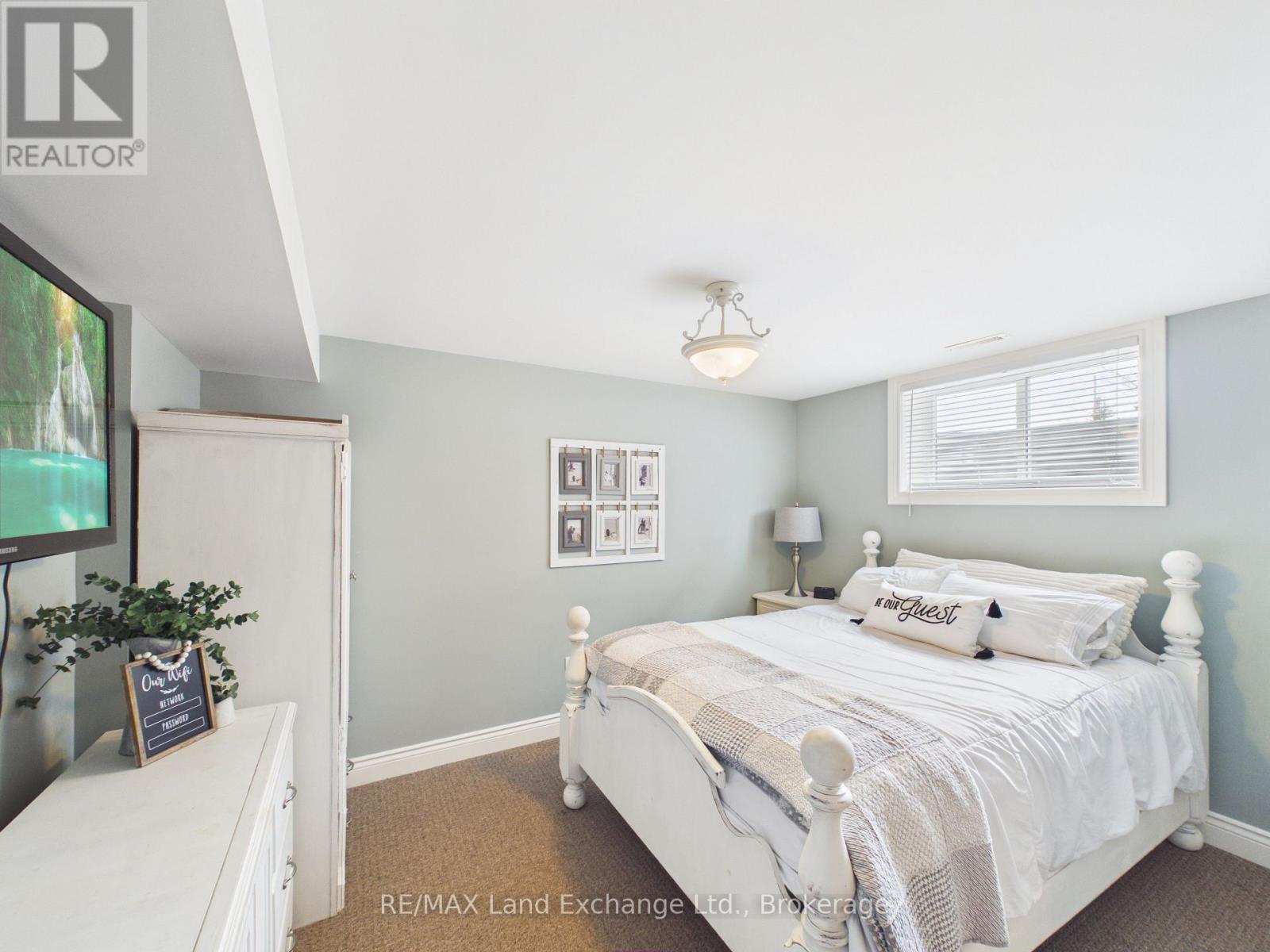 4 Scott Crescent, Huron-Kinloss, Ontario  N2Z 0C6 - Photo 27 - X12906024