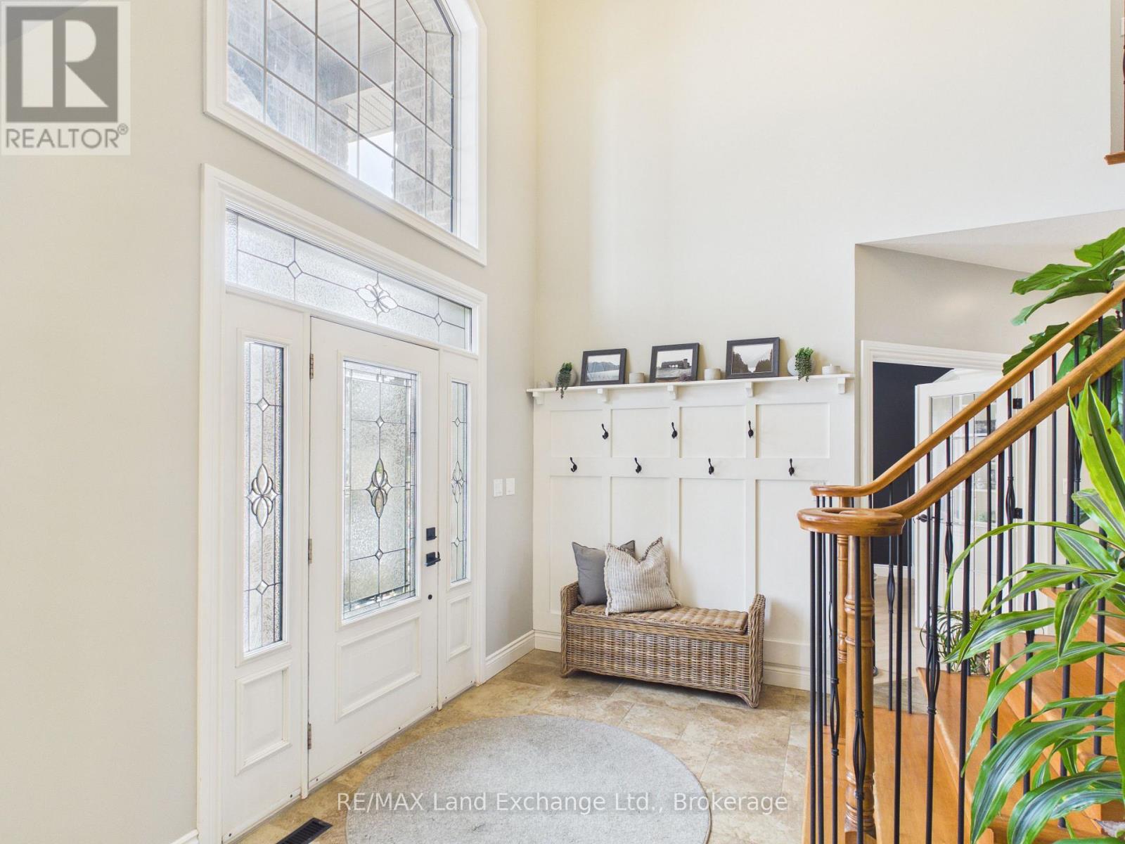 4 Scott Crescent, Huron-Kinloss, Ontario  N2Z 0C6 - Photo 4 - X12906024