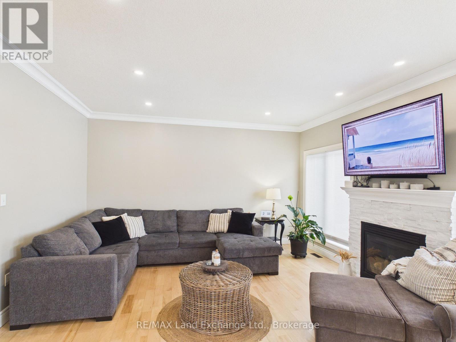 4 Scott Crescent, Huron-Kinloss, Ontario  N2Z 0C6 - Photo 6 - X12906024