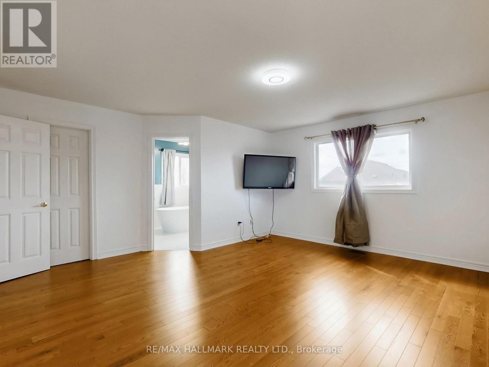 671 Deckhouse Court, Mississauga, Ontario  L5W 1P9 - Photo 19 - W12906012