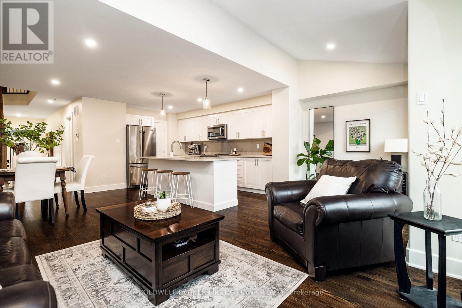 211 Purchase Crescent, Ottawa, Ontario  K2S 2L8 - Photo 21 - X12906028