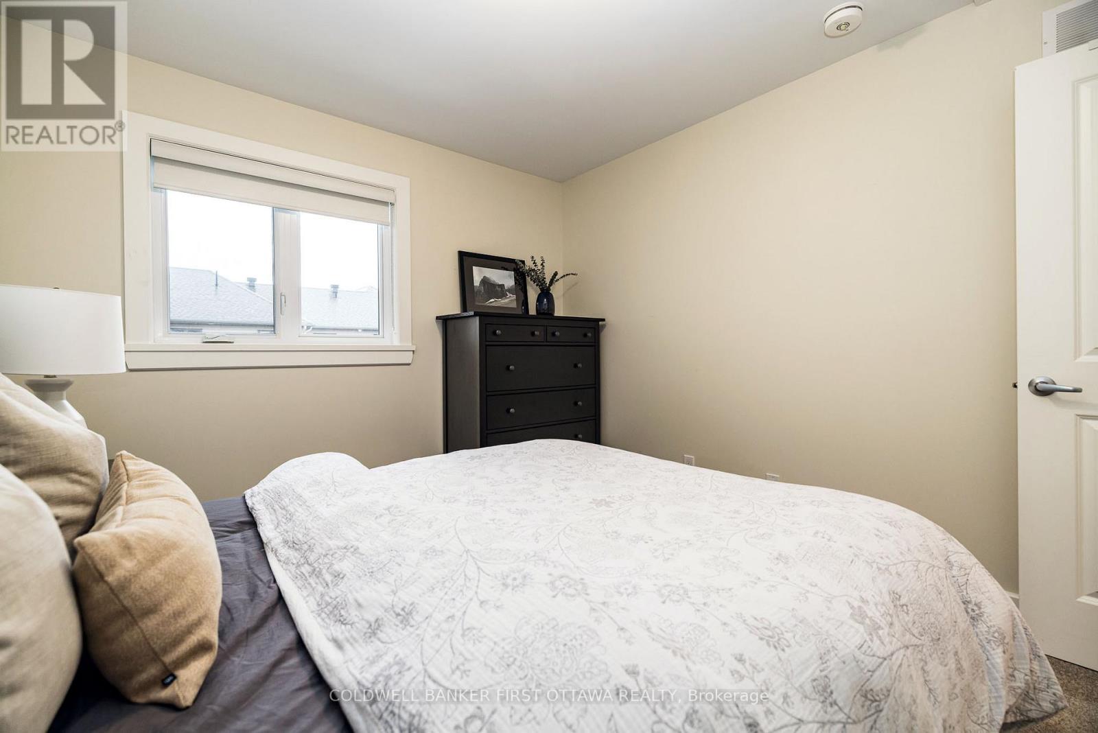 211 Purchase Crescent, Ottawa, Ontario  K2S 2L8 - Photo 33 - X12906028