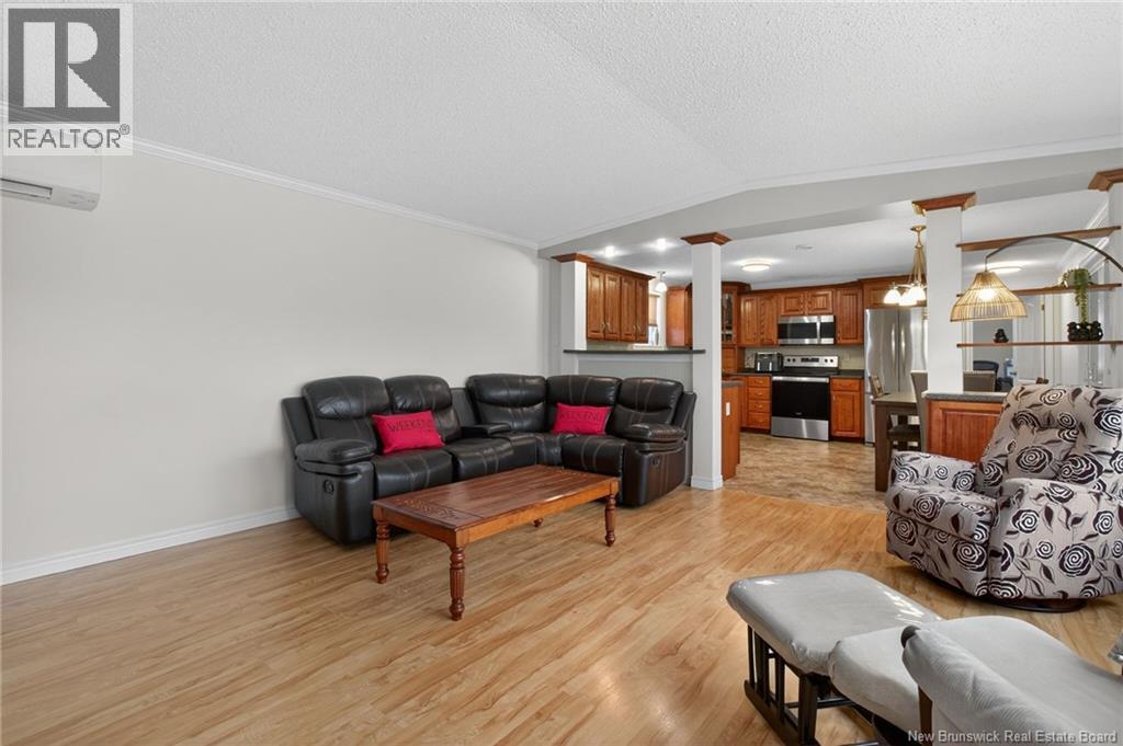 250 Nepisiguit Drive, Dieppe, New Brunswick  E1A 0P6 - Photo 21 - NB133573