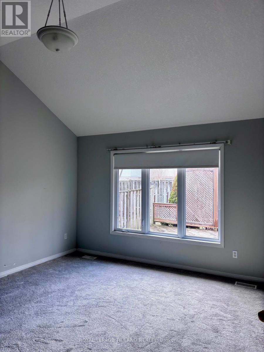 837 Silversmith Street, London North, Ontario  N6H 5T4 - Photo 11 - X12583112