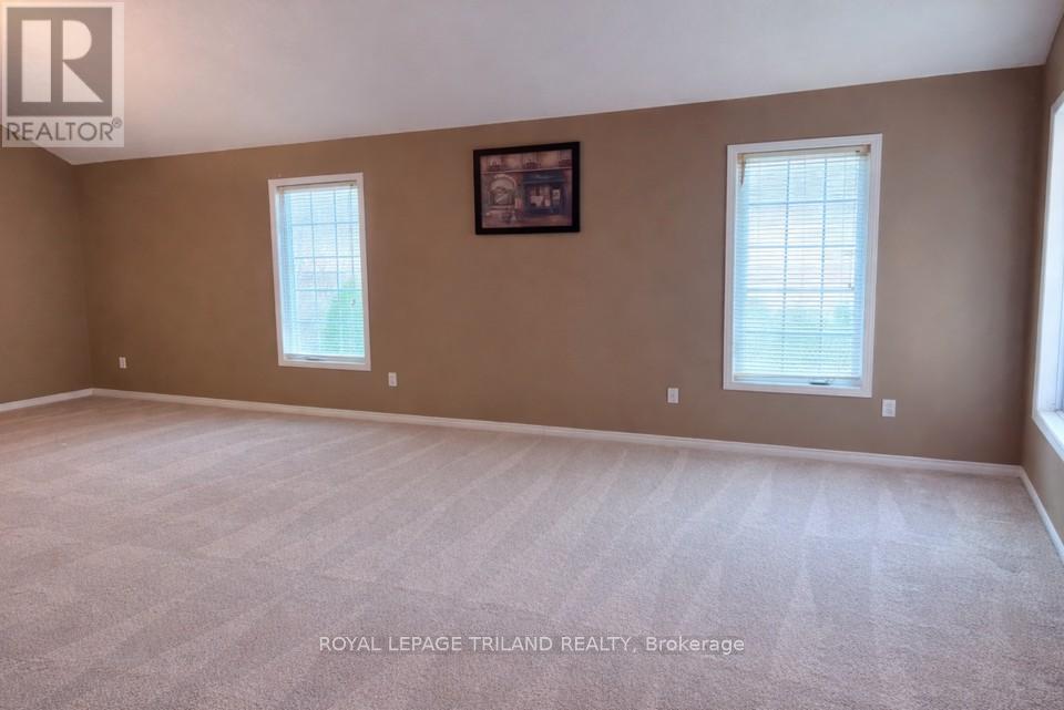 837 Silversmith Street, London North, Ontario  N6H 5T4 - Photo 9 - X12583112