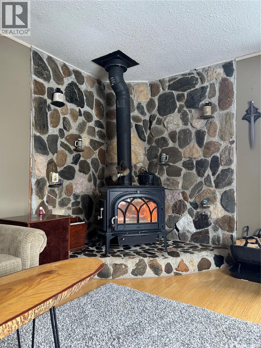 406 Lakeview Avenue, Northern Admin District, Saskatchewan  S0J 1Z0 - Photo 12 - SK030986