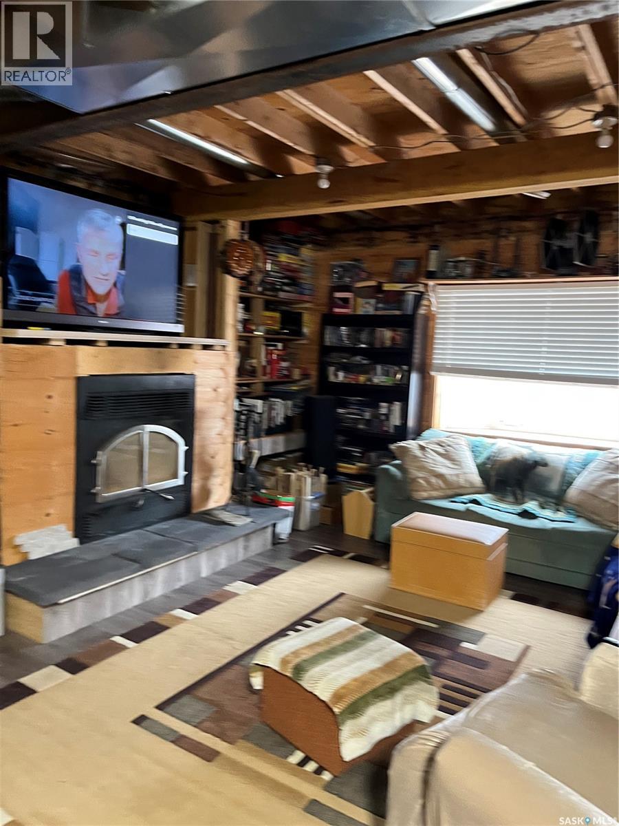 406 Lakeview Avenue, Northern Admin District, Saskatchewan  S0J 1Z0 - Photo 22 - SK030986