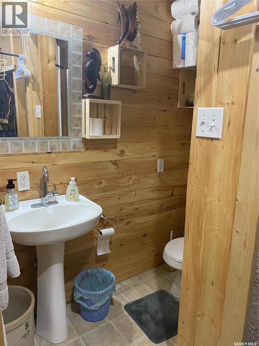 406 Lakeview Avenue, Northern Admin District, Saskatchewan  S0J 1Z0 - Photo 26 - SK030986