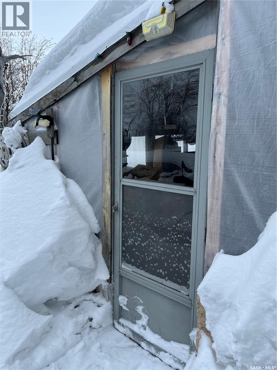 406 Lakeview Avenue, Northern Admin District, Saskatchewan  S0J 1Z0 - Photo 33 - SK030986