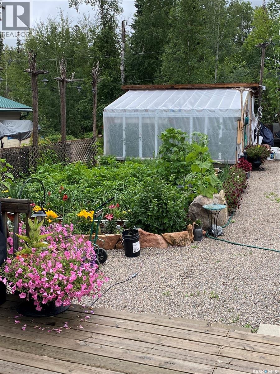 406 Lakeview Avenue, Northern Admin District, Saskatchewan  S0J 1Z0 - Photo 35 - SK030986