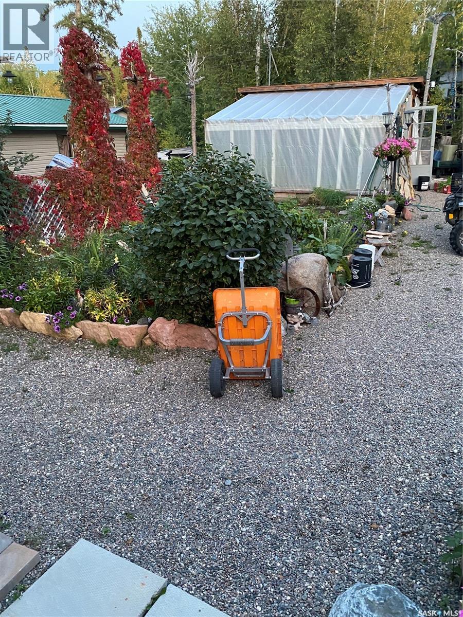 406 Lakeview Avenue, Northern Admin District, Saskatchewan  S0J 1Z0 - Photo 36 - SK030986