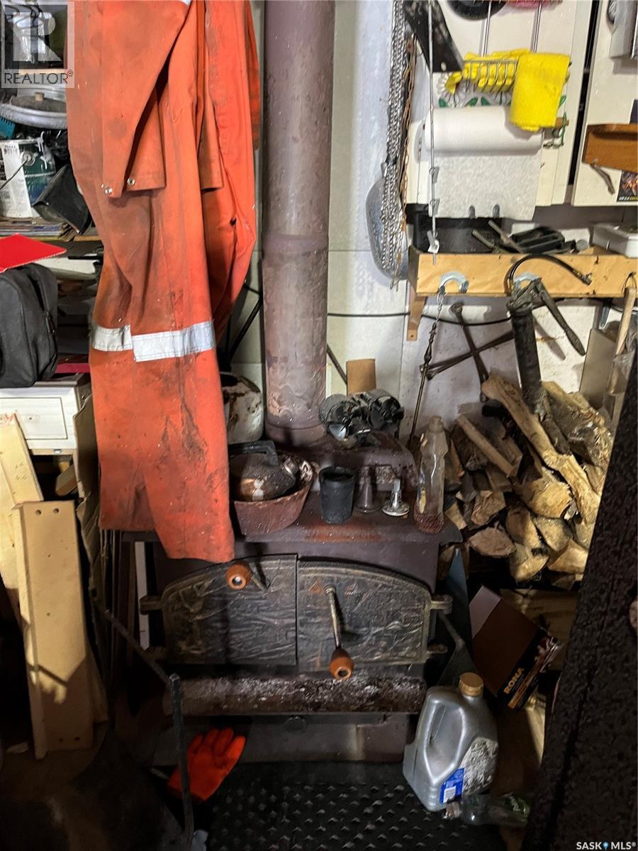 406 Lakeview Avenue, Northern Admin District, Saskatchewan  S0J 1Z0 - Photo 38 - SK030986