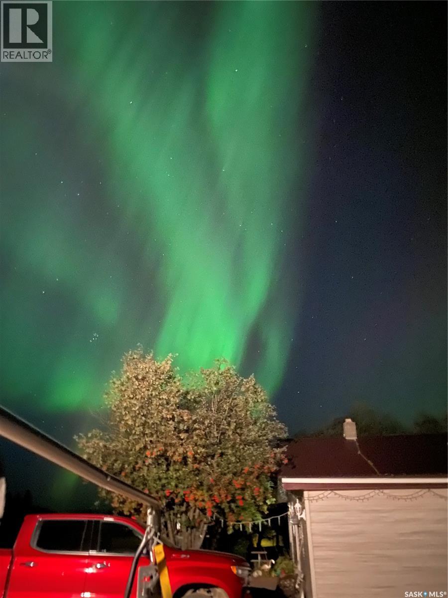 406 Lakeview Avenue, Northern Admin District, Saskatchewan  S0J 1Z0 - Photo 39 - SK030986