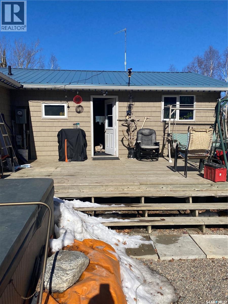 406 Lakeview Avenue, Northern Admin District, Saskatchewan  S0J 1Z0 - Photo 4 - SK030986