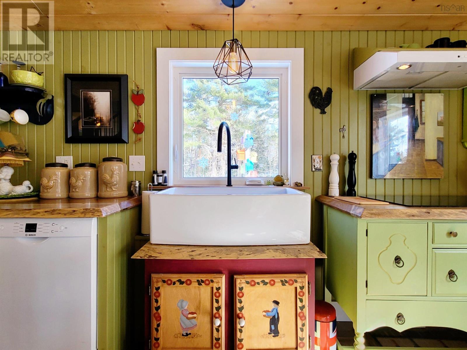 35 Mcdonald Road, White Point, Nova Scotia  B0T 1K0 - Photo 11 - 202603169