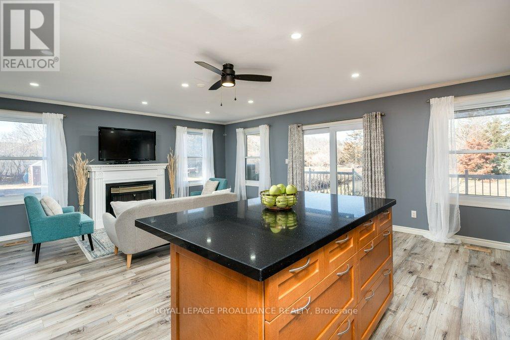 262 South Trent Street, Quinte West, Ontario  K0K 1C0 - Photo 21 - X12906038