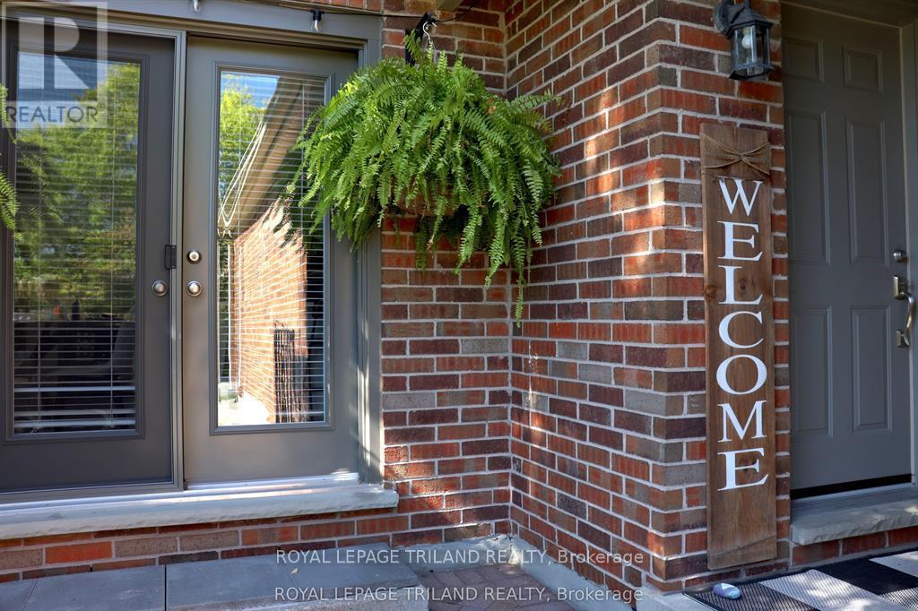 1 - 70 Sunnyside Drive, London North, Ontario  N5X 3W4 - Photo 2 - X12906054