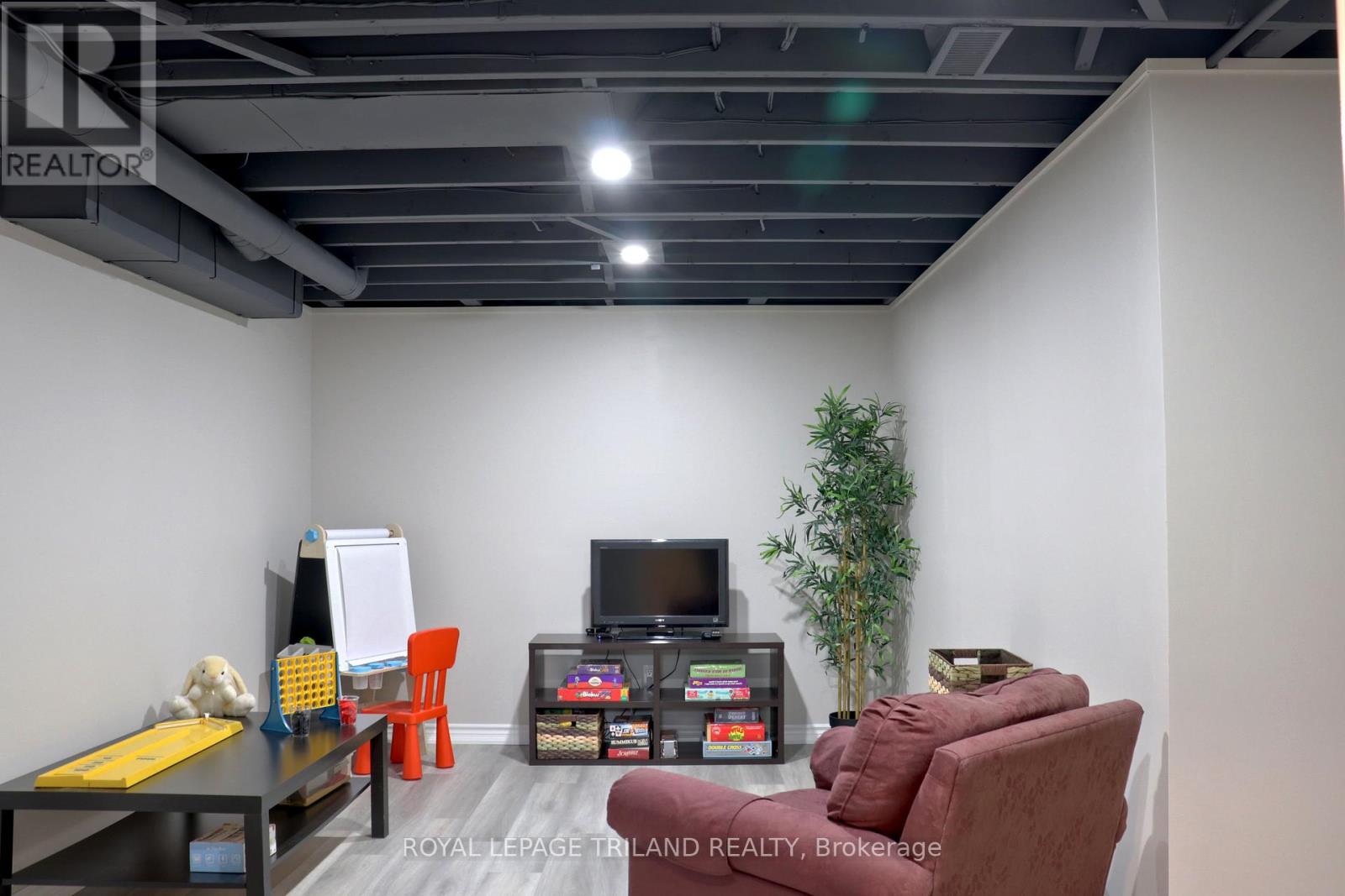 1 - 70 Sunnyside Drive, London North, Ontario  N5X 3W4 - Photo 26 - X12906054