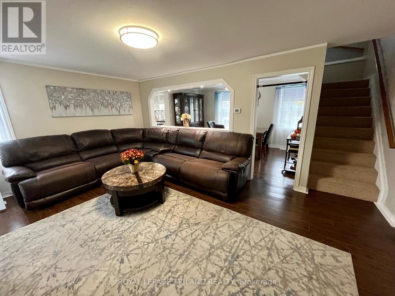 37 Broadway Street, Newbury, Ontario  N0L 1Z0 - Photo 12 - X12906064