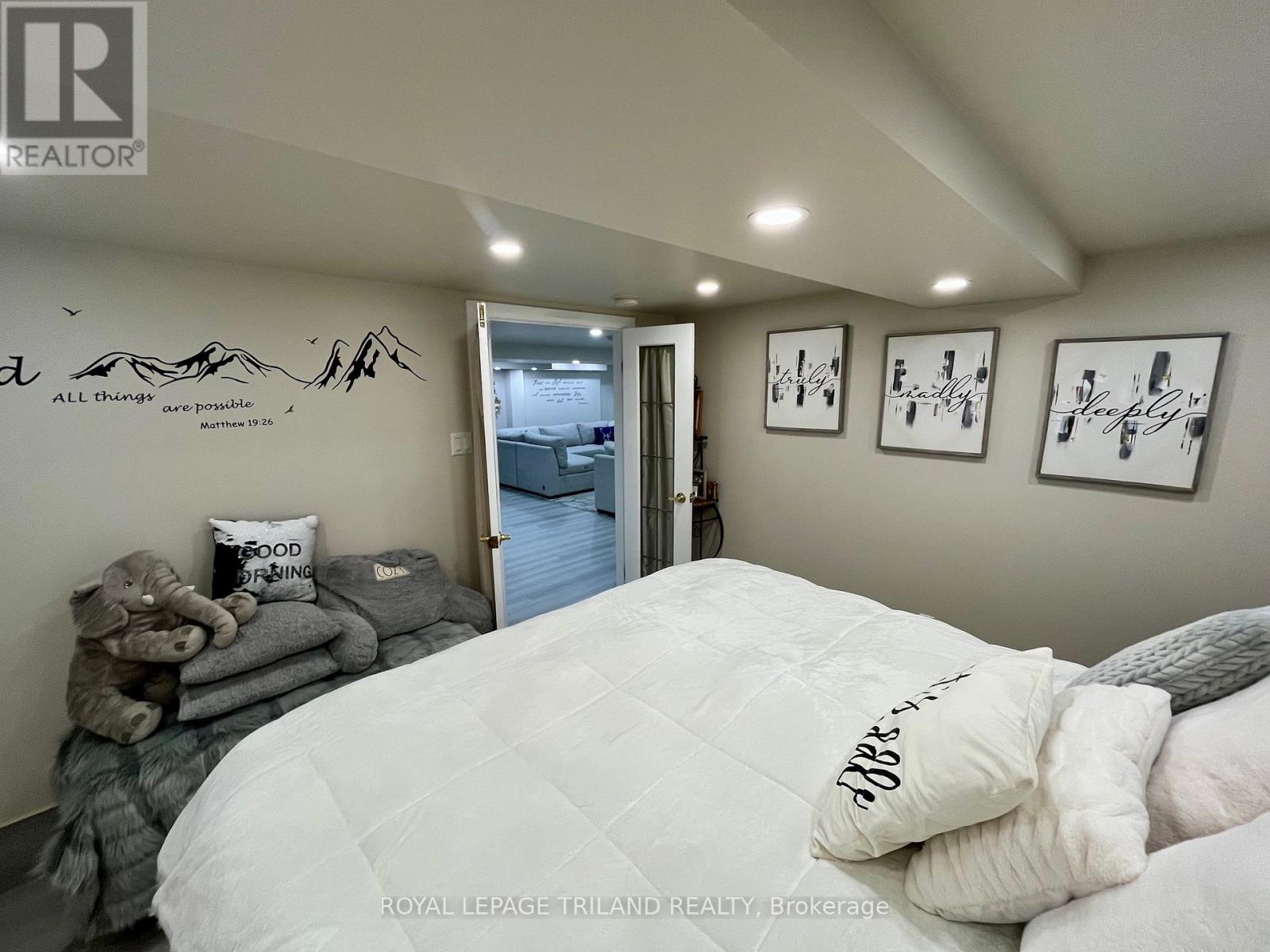 37 Broadway Street, Newbury, Ontario  N0L 1Z0 - Photo 26 - X12906064