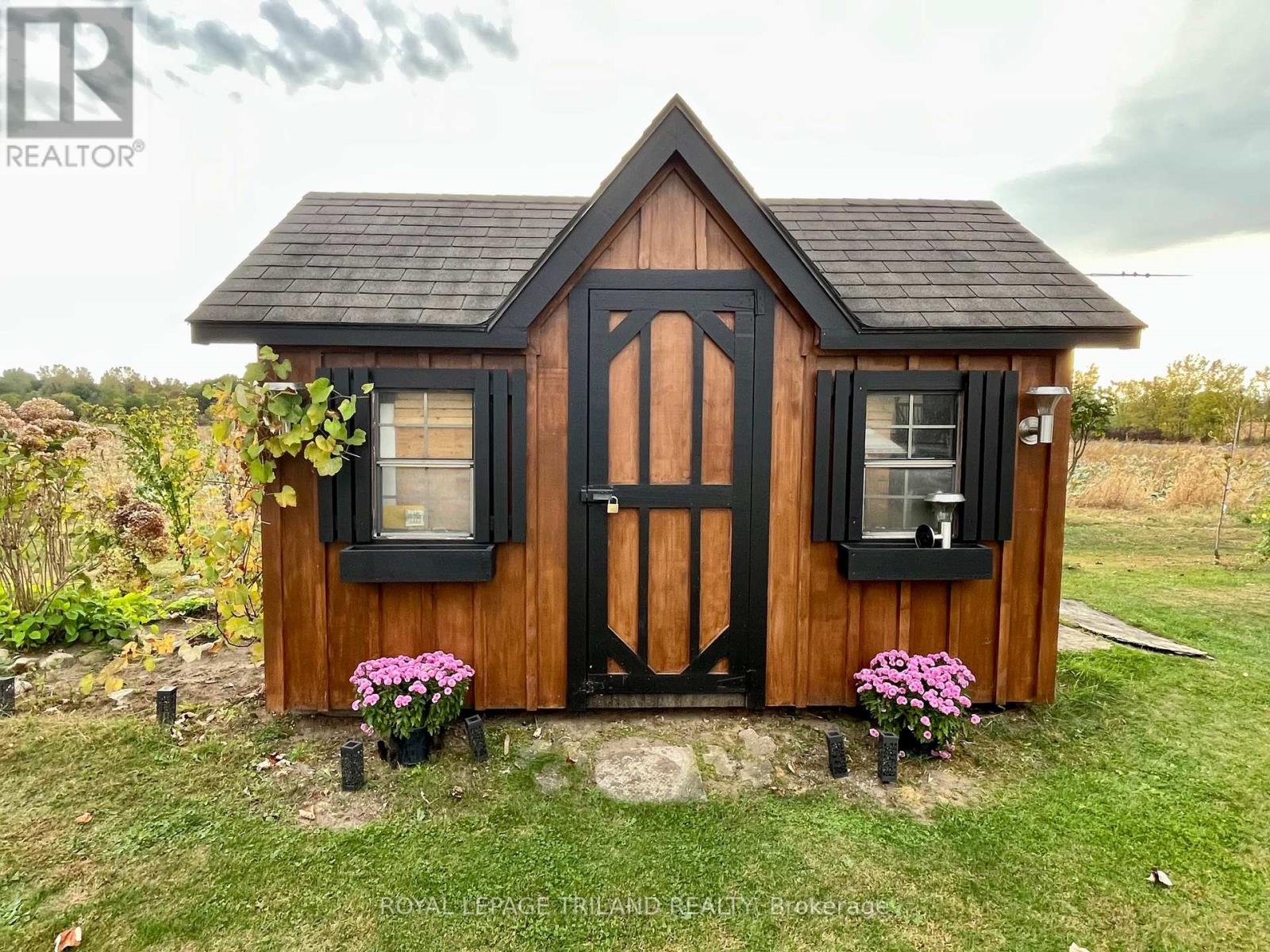 37 Broadway Street, Newbury, Ontario  N0L 1Z0 - Photo 31 - X12906064