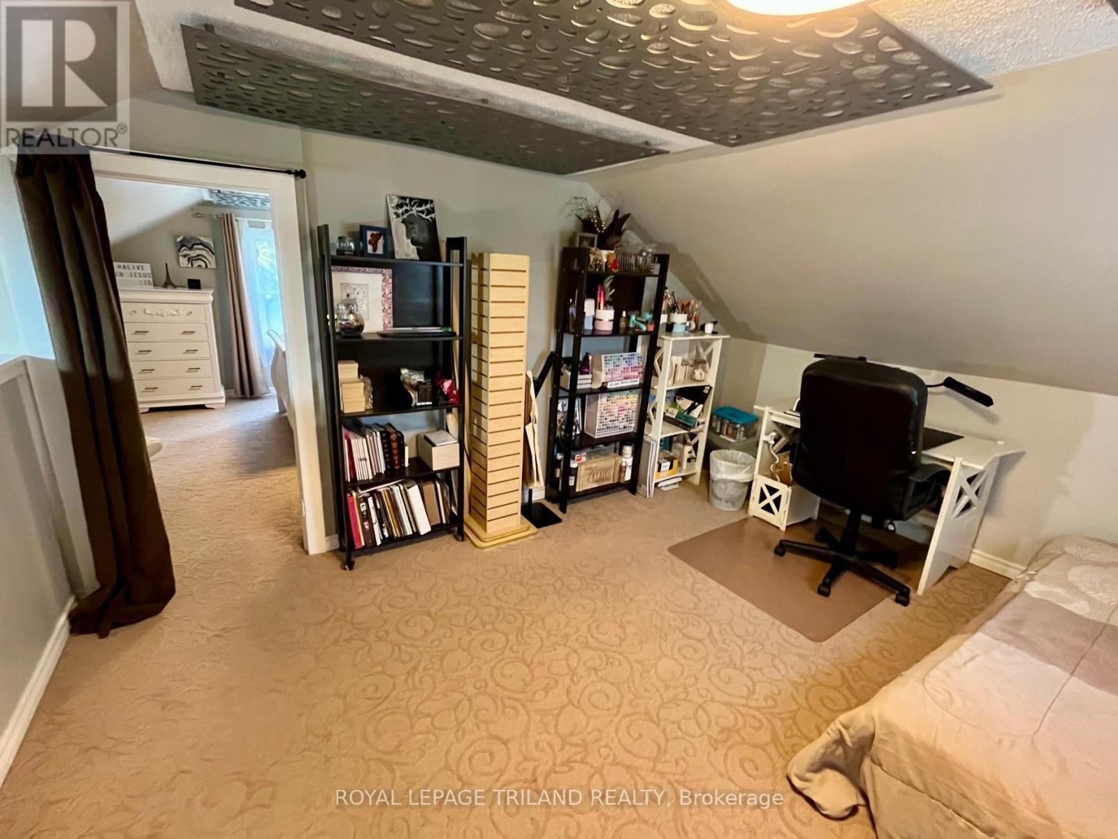 37 Broadway Street, Newbury, Ontario  N0L 1Z0 - Photo 40 - X12906064