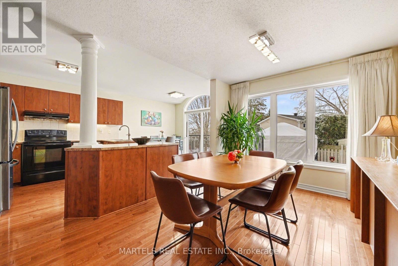 154 Marrissa Avenue, Ottawa, Ontario K1J 0A6 - Photo 7 - X12906066