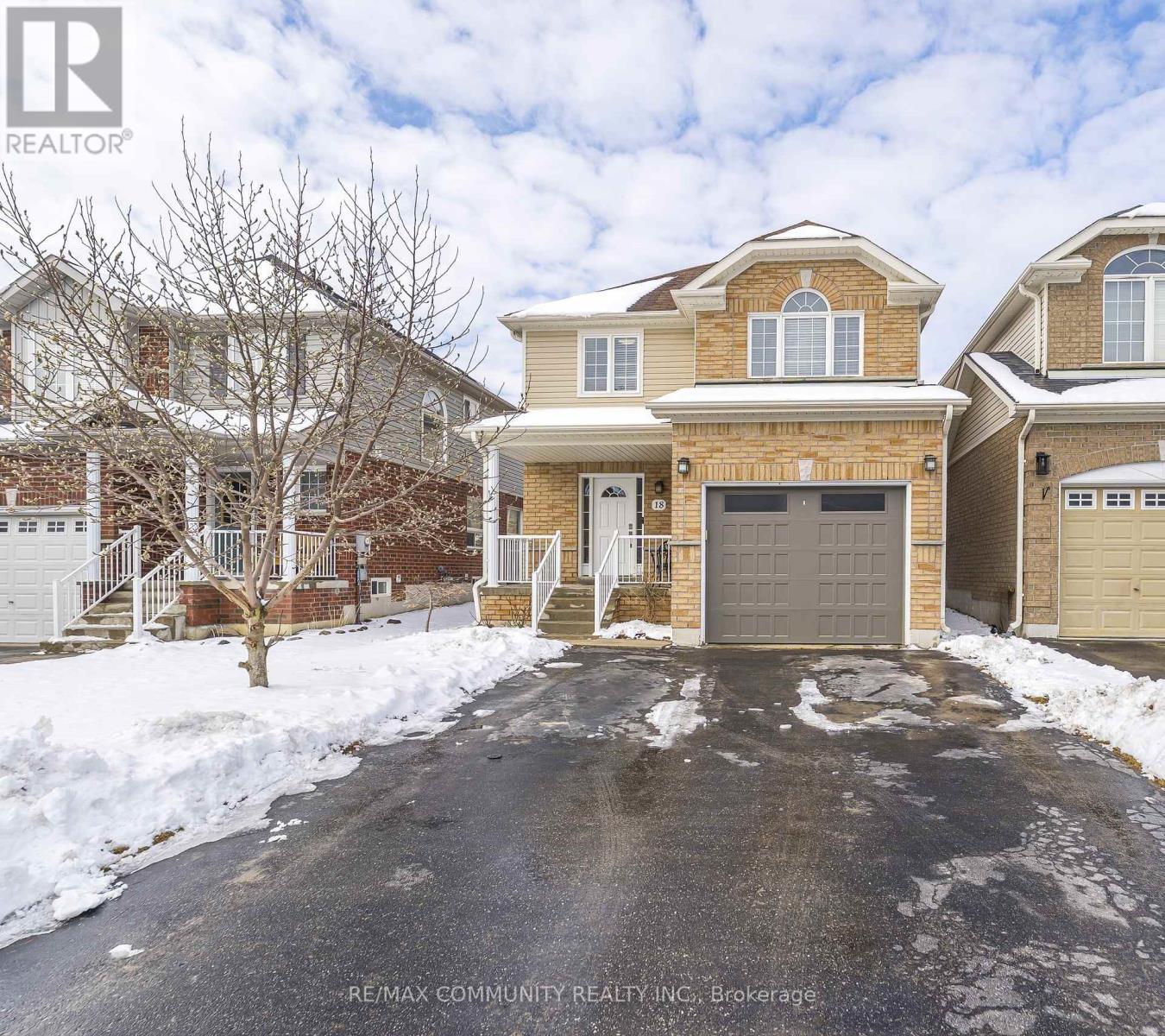 18 Duval Street, Clarington, Ontario  L1E 0B1 - Photo 2 - E12906056