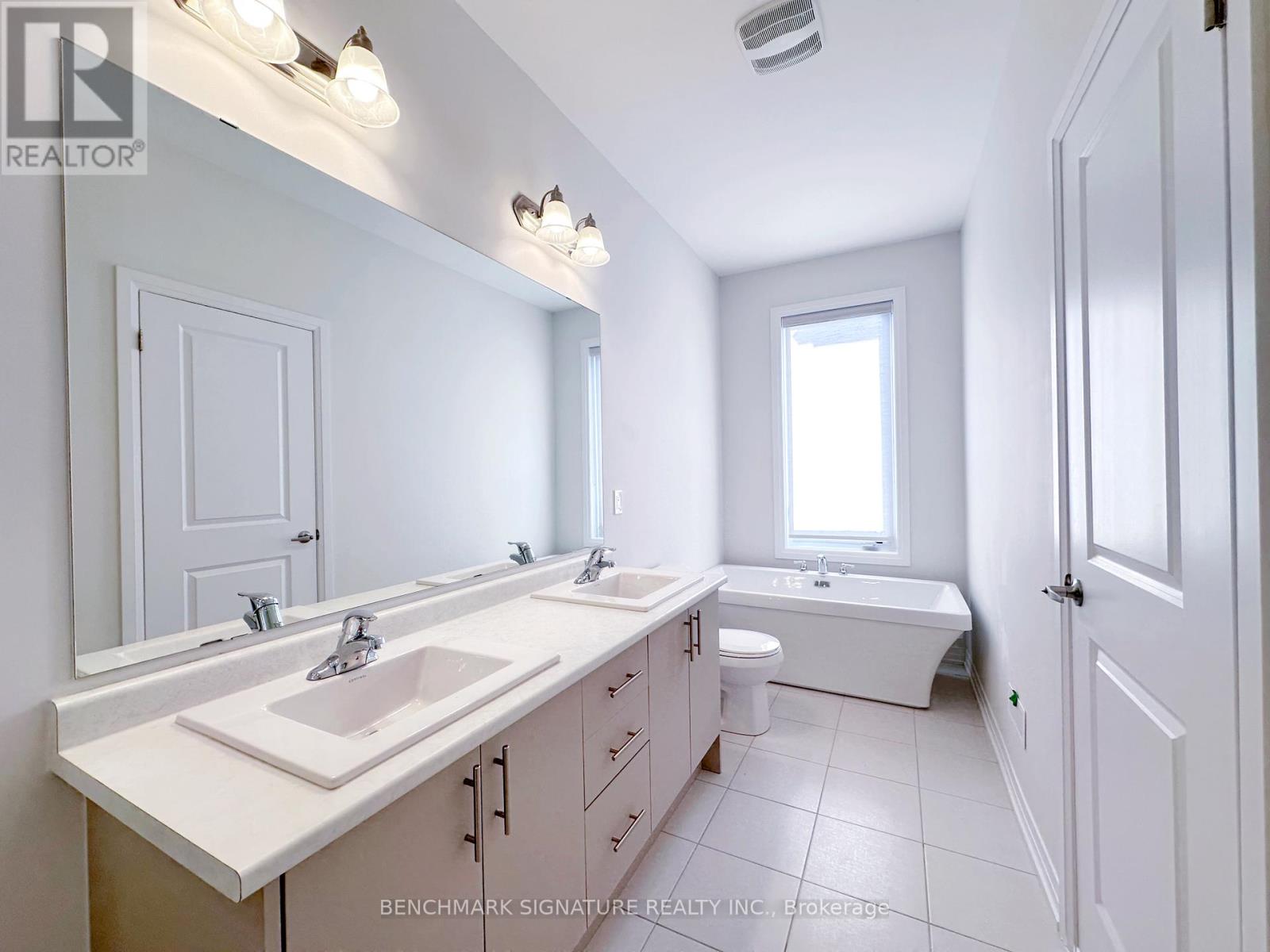 22 Millman Lane, Richmond Hill, Ontario  L4S 0P8 - Photo 11 - N12906062