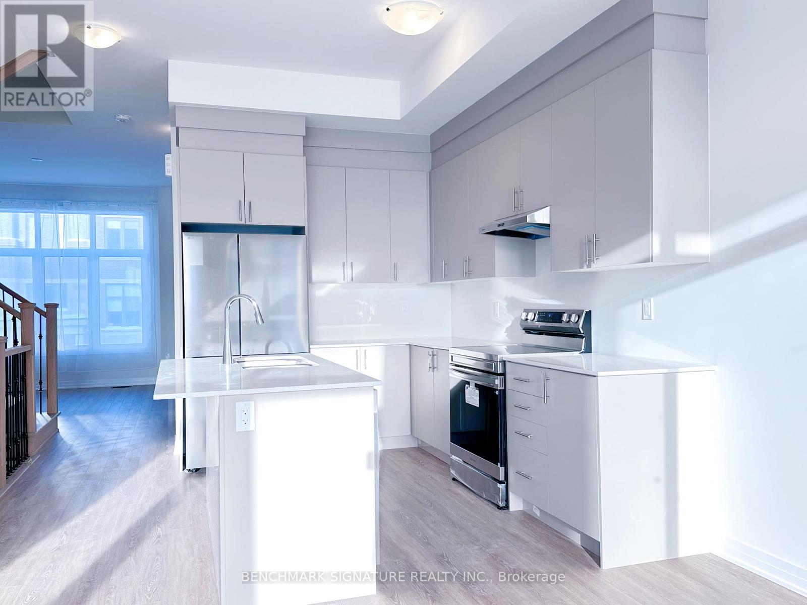 22 Millman Lane, Richmond Hill, Ontario  L4S 0P8 - Photo 3 - N12906062