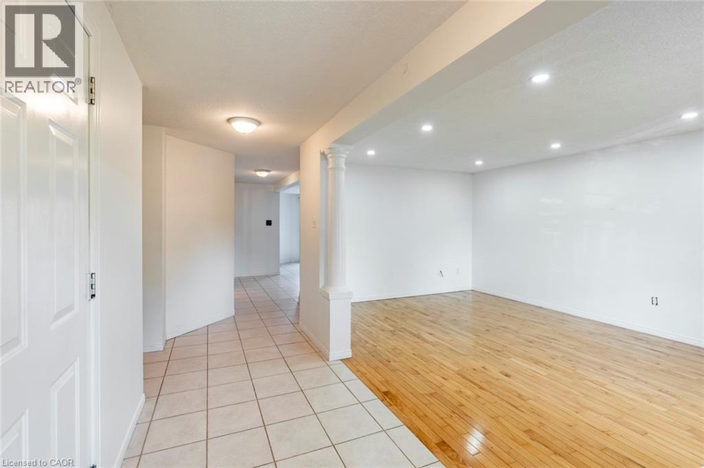 79 Munroe Crescent Unit# Upper, Guelph, Ontario  N1G 5E3 - Photo 5 - 40813921