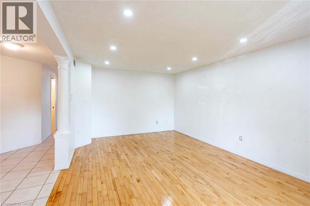 79 Munroe Crescent Unit# Upper, Guelph, Ontario  N1G 5E3 - Photo 6 - 40813921