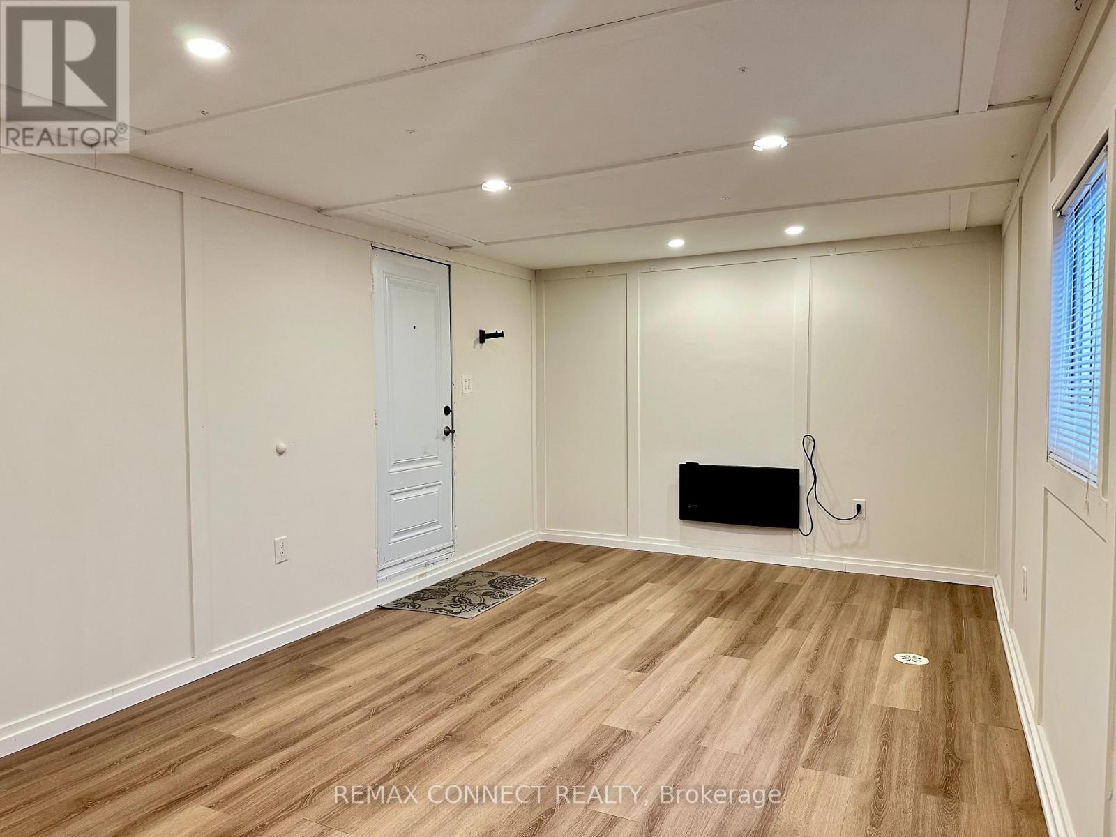 596 Eastern Avenue, Toronto, Ontario  M4M 0B9 - Photo 14 - E12744794