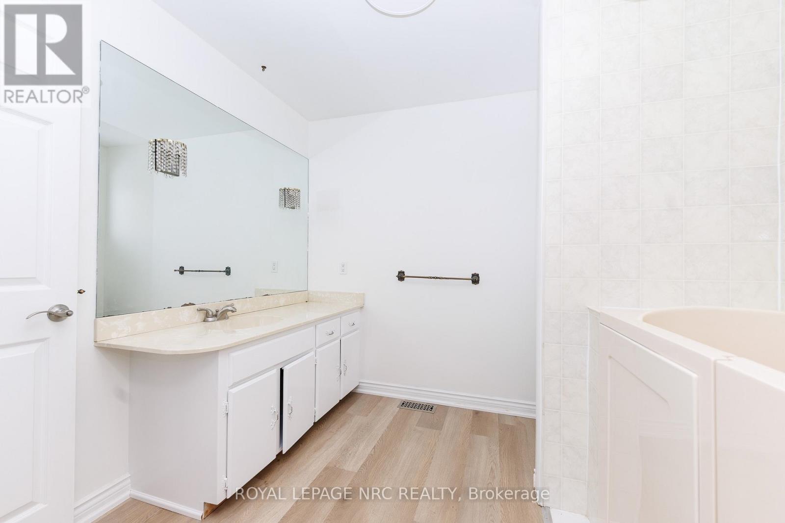 61 Tremont Drive, St. Catharines, Ontario  L2T 3Y9 - Photo 23 - X12906070