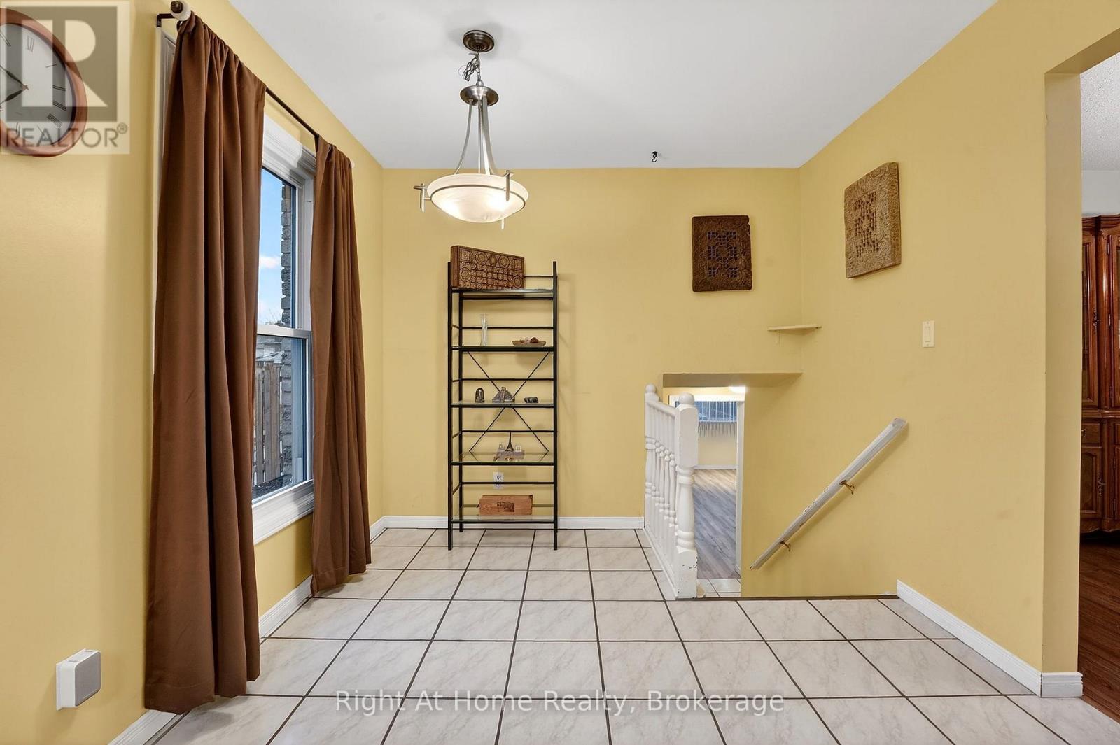 16 Dundee Drive, St. Catharines, Ontario  L2P 3T1 - Photo 16 - X12906102