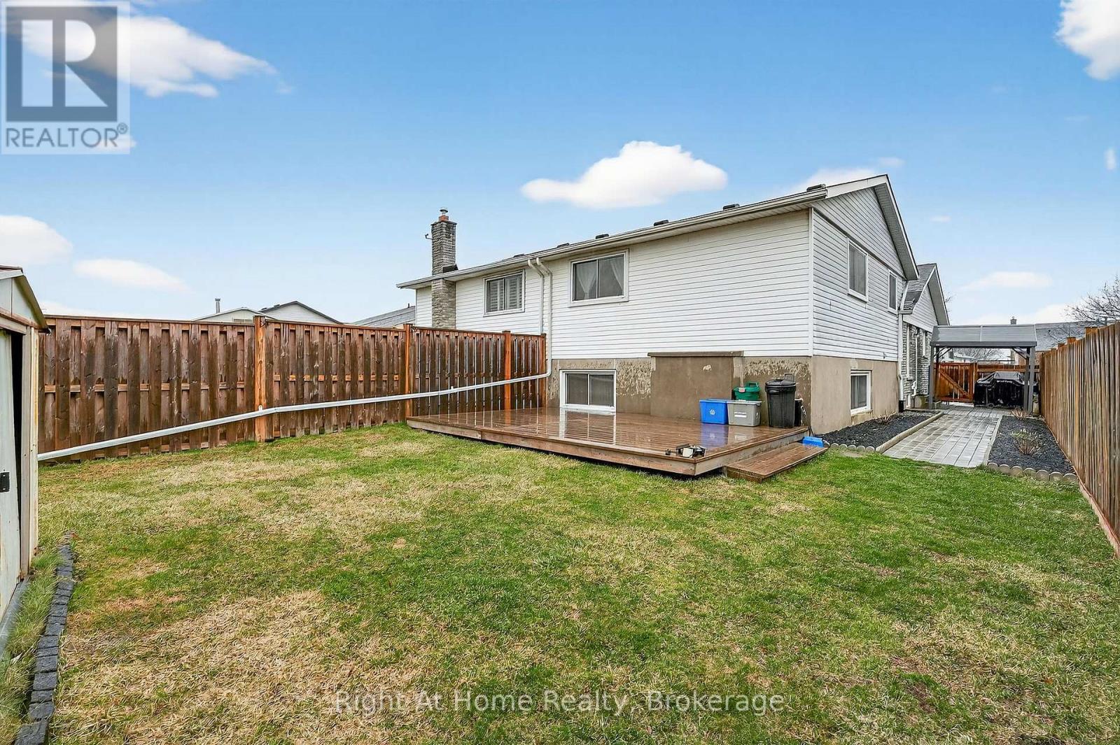 16 Dundee Drive, St. Catharines, Ontario  L2P 3T1 - Photo 43 - X12906102