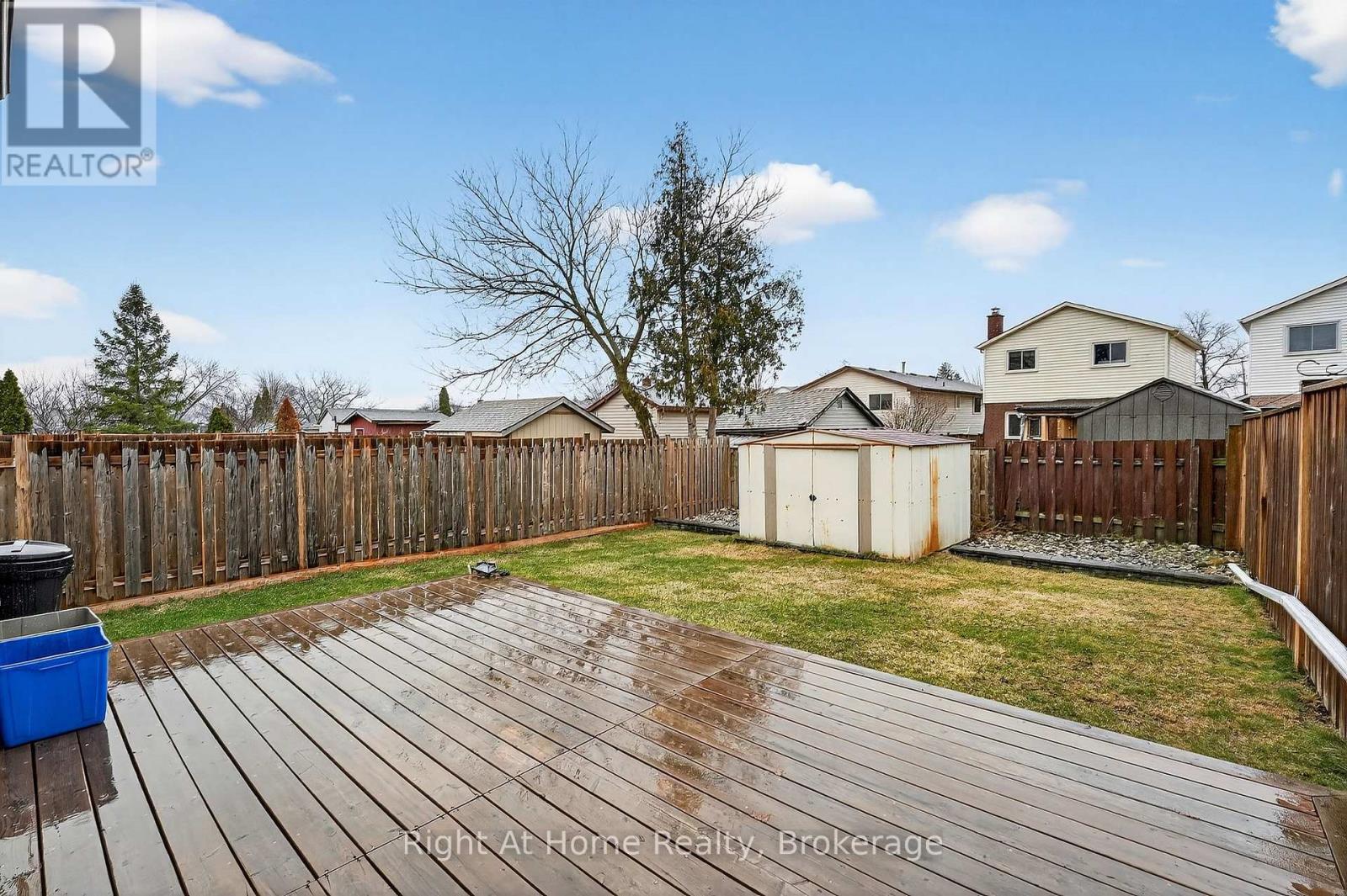 16 Dundee Drive, St. Catharines, Ontario  L2P 3T1 - Photo 45 - X12906102