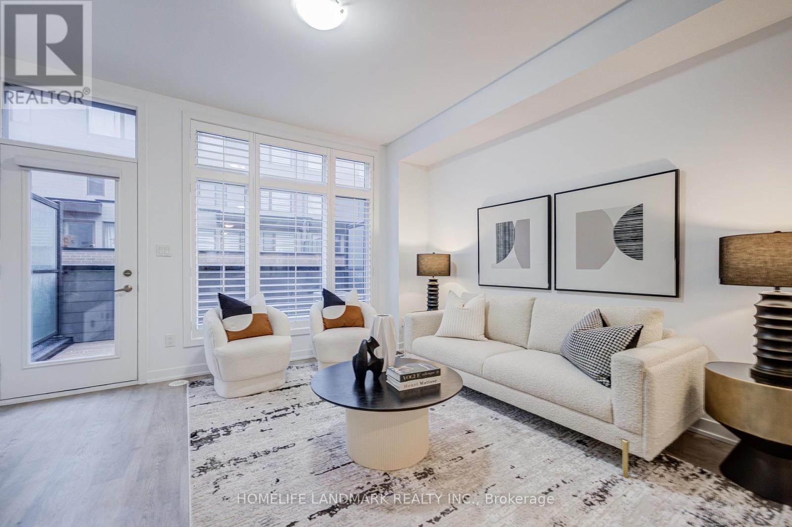 46 Hooyo Terrace, Toronto, Ontario  M6A 0E2 - Photo 16 - C12903518