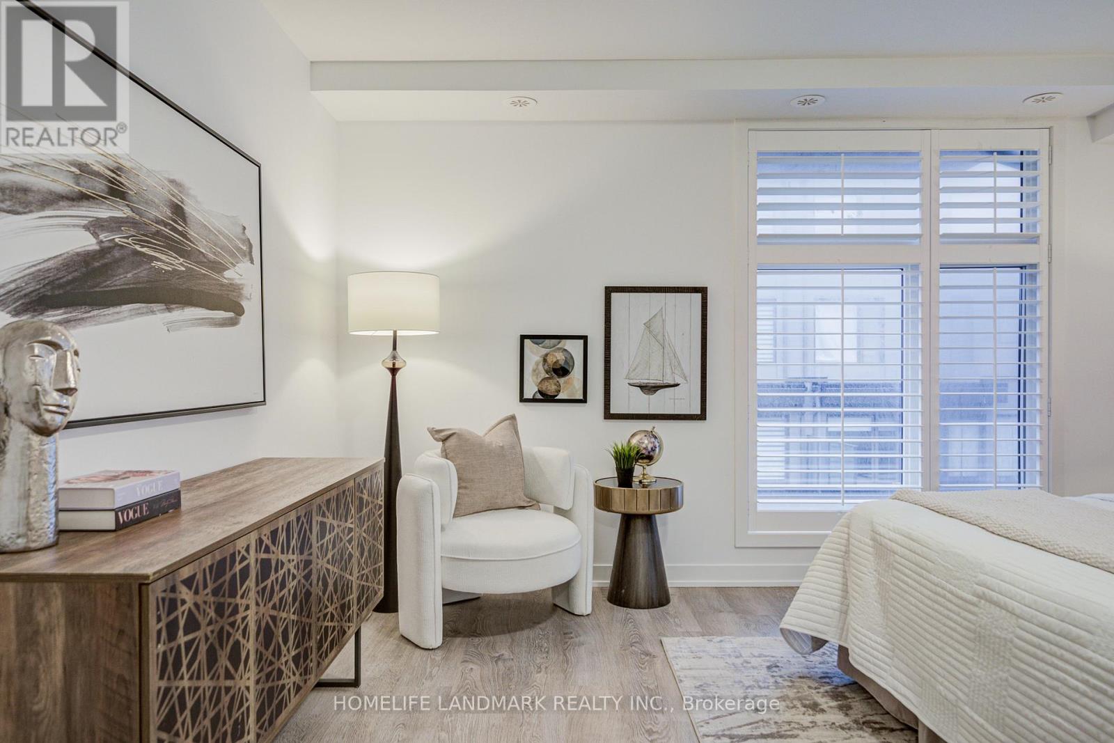 46 Hooyo Terrace, Toronto, Ontario  M6A 0E2 - Photo 25 - C12903518