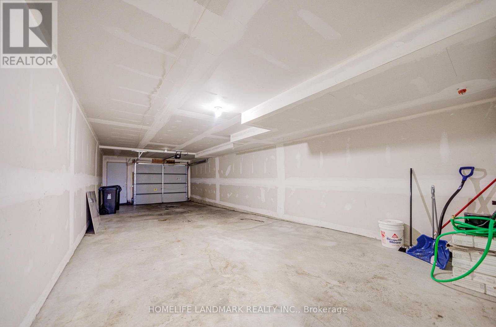 46 Hooyo Terrace, Toronto, Ontario  M6A 0E2 - Photo 50 - C12903518