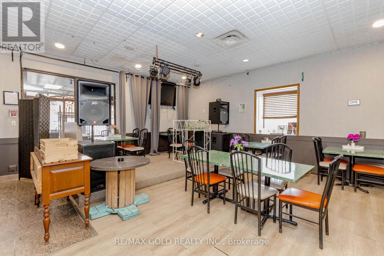 44 Macdonell Street, Guelph, Ontario  N1H 2Z3 - Photo 11 - X12864024