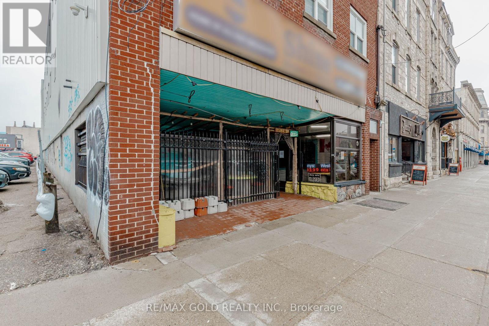 44 Macdonell Street, Guelph, Ontario  N1H 2Z3 - Photo 2 - X12864024