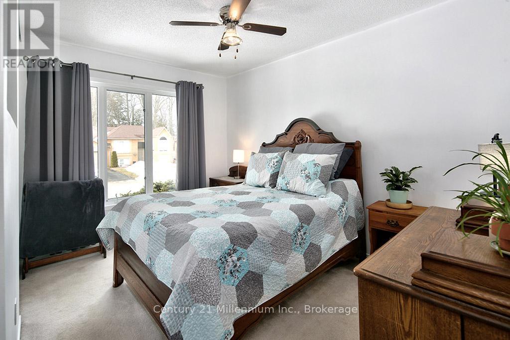 15 Brillinger Drive, Wasaga Beach, Ontario  L9Z 1L4 - Photo 18 - S12906094