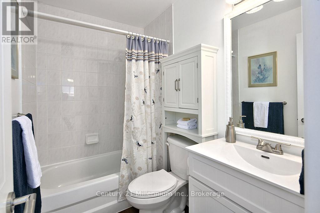 15 Brillinger Drive, Wasaga Beach, Ontario  L9Z 1L4 - Photo 19 - S12906094