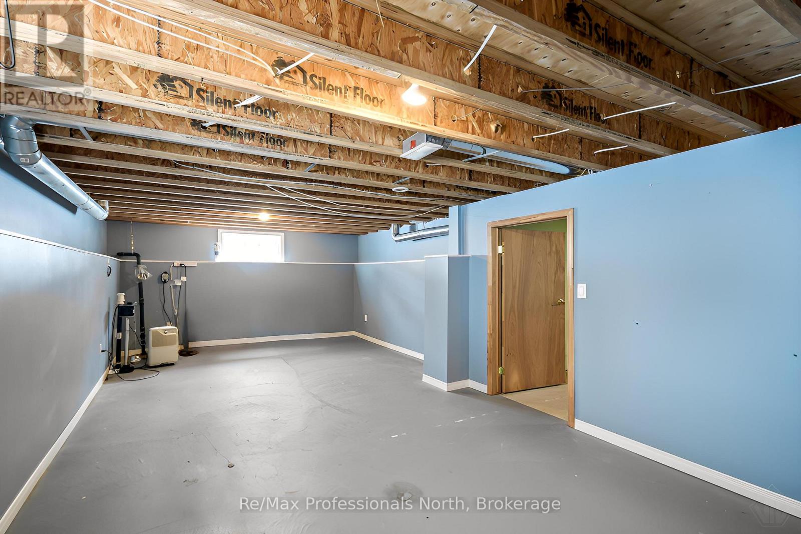 111 Pineridge Gate, Gravenhurst, Ontario  P1P 1Z2 - Photo 35 - X12906076