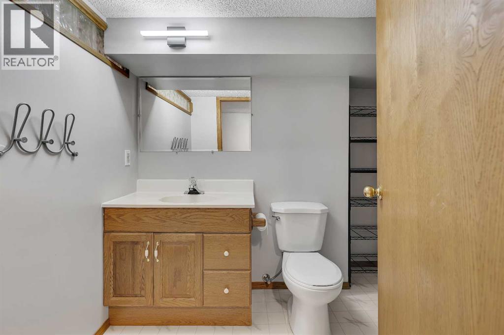 12 Harvest Oak Place Ne, Calgary, Alberta  T3K 4C9 - Photo 21 - A2292943