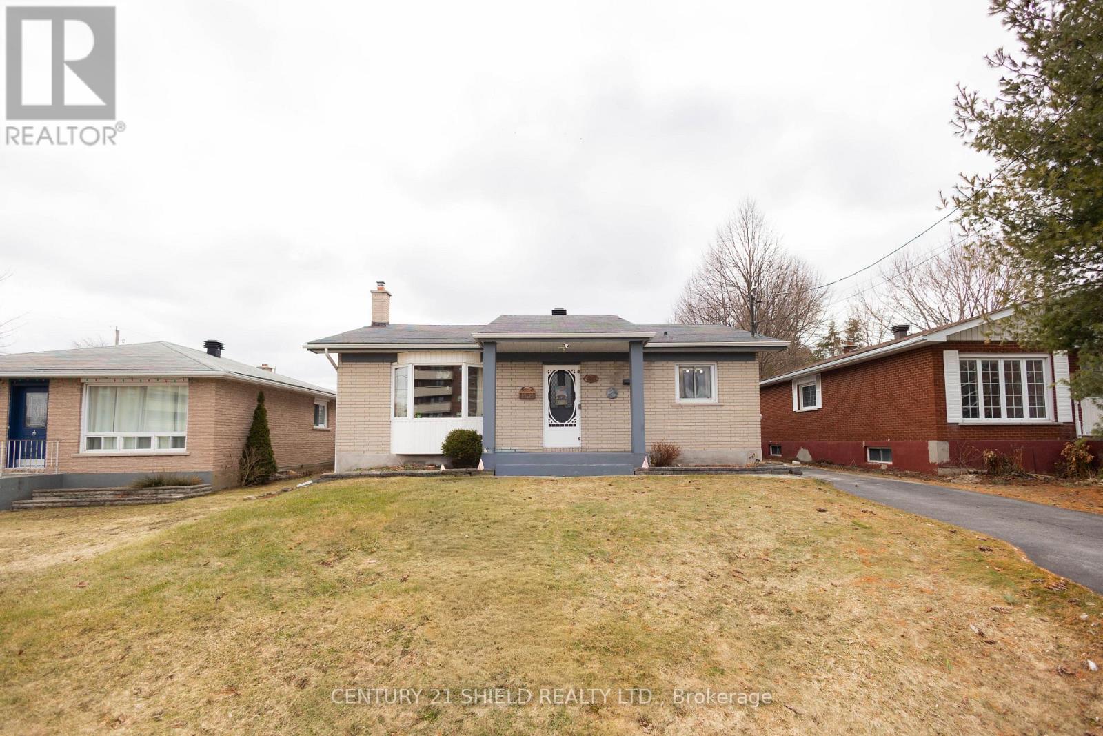 1443 1st Street E, Cornwall, Ontario  K6H 1P7 - Photo 49 - X12906080