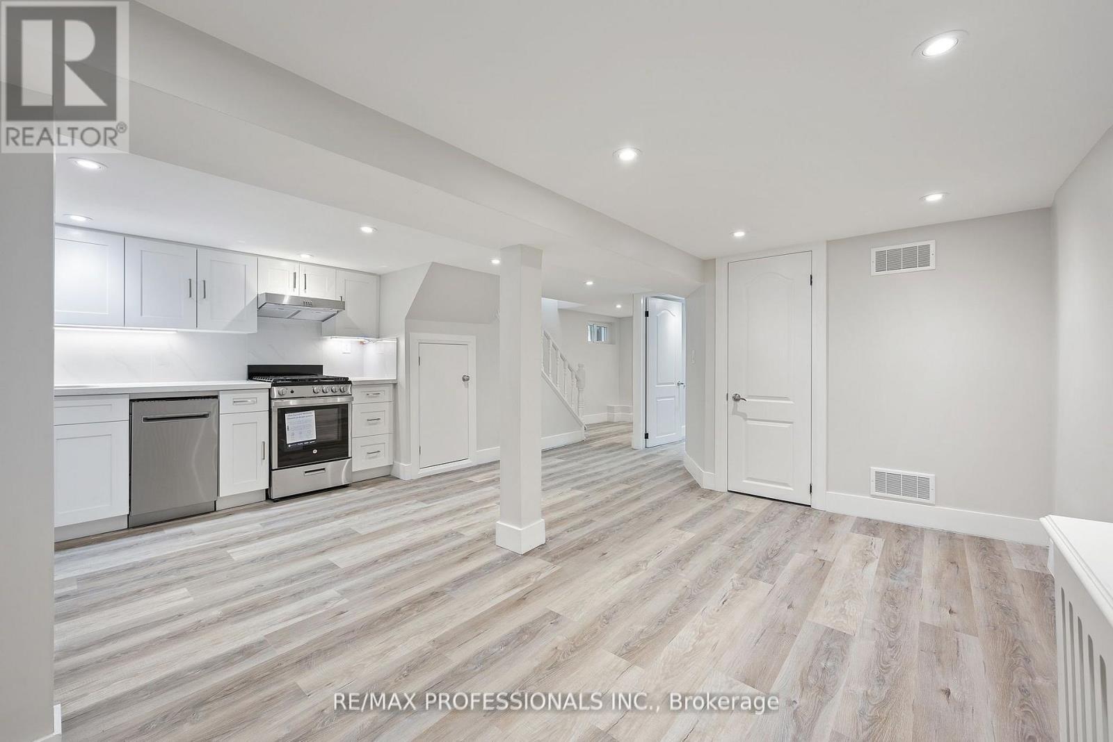 Basement - 470 Donlands Avenue, Toronto, Ontario  M4J 3S5 - Photo 2 - E12906096