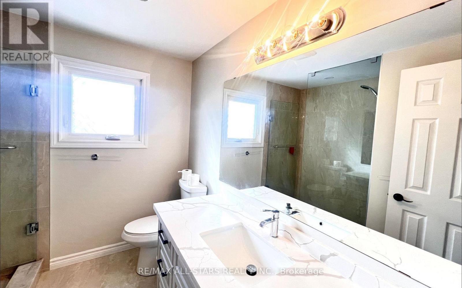 137 Percy Lane, Whitchurch-Stouffville, Ontario  L4A 7Y1 - Photo 13 - N12906082