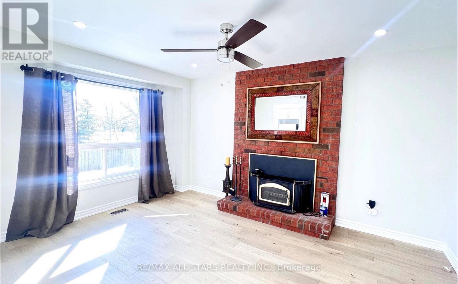 137 Percy Lane, Whitchurch-Stouffville, Ontario  L4A 7Y1 - Photo 7 - N12906082